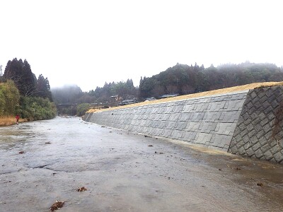 五老滝川（0670）５年発生河川災害復旧工事